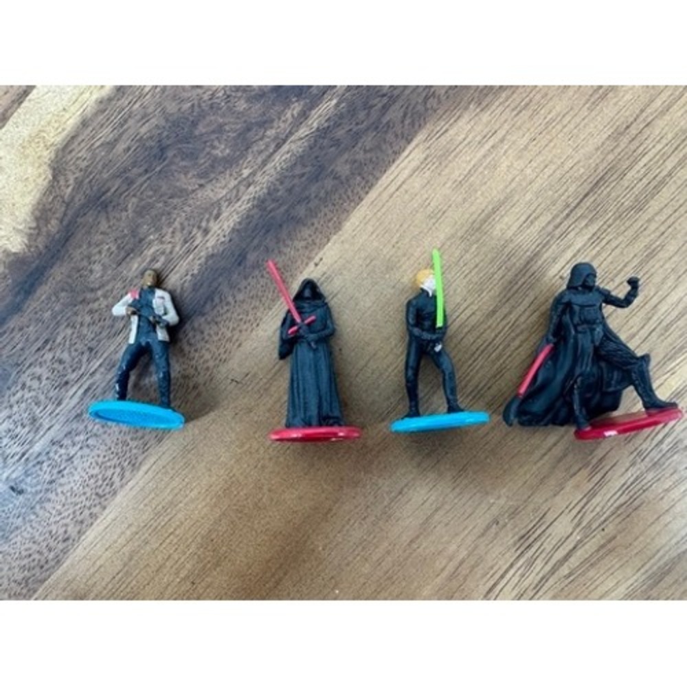 Hasbro Monopoly Star Wars Board Game Set Darth Vader Luke Kylo Ren Finn Multi